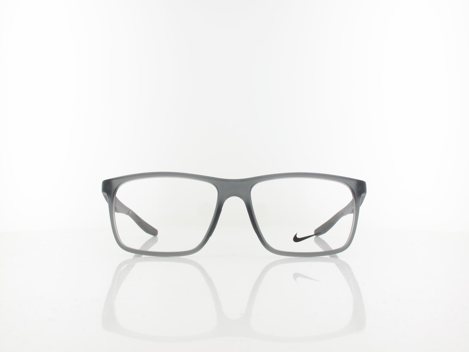 Nike | NK7116 061 56 | matte dark grey black