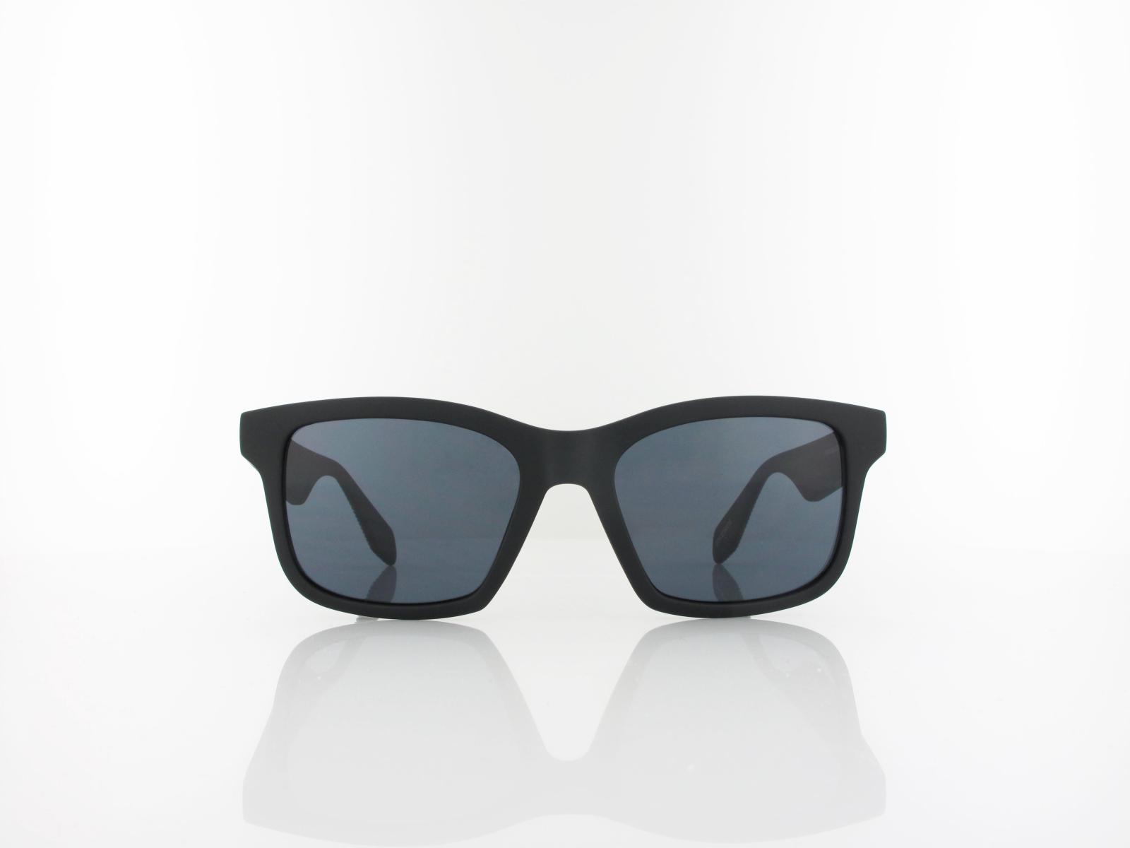 Adidas | OR0105 02A 52 | matte black / smoke