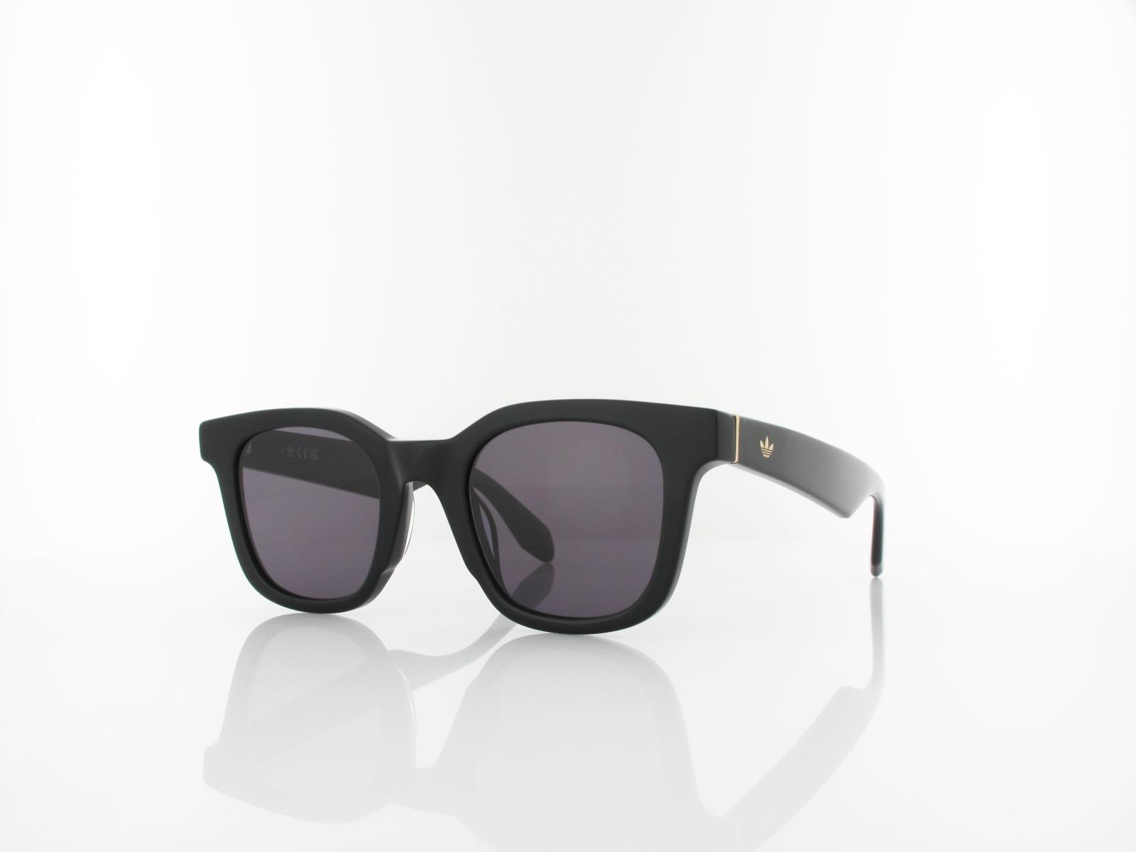 Adidas | OR0109 01A 47 | shiny black / smoke